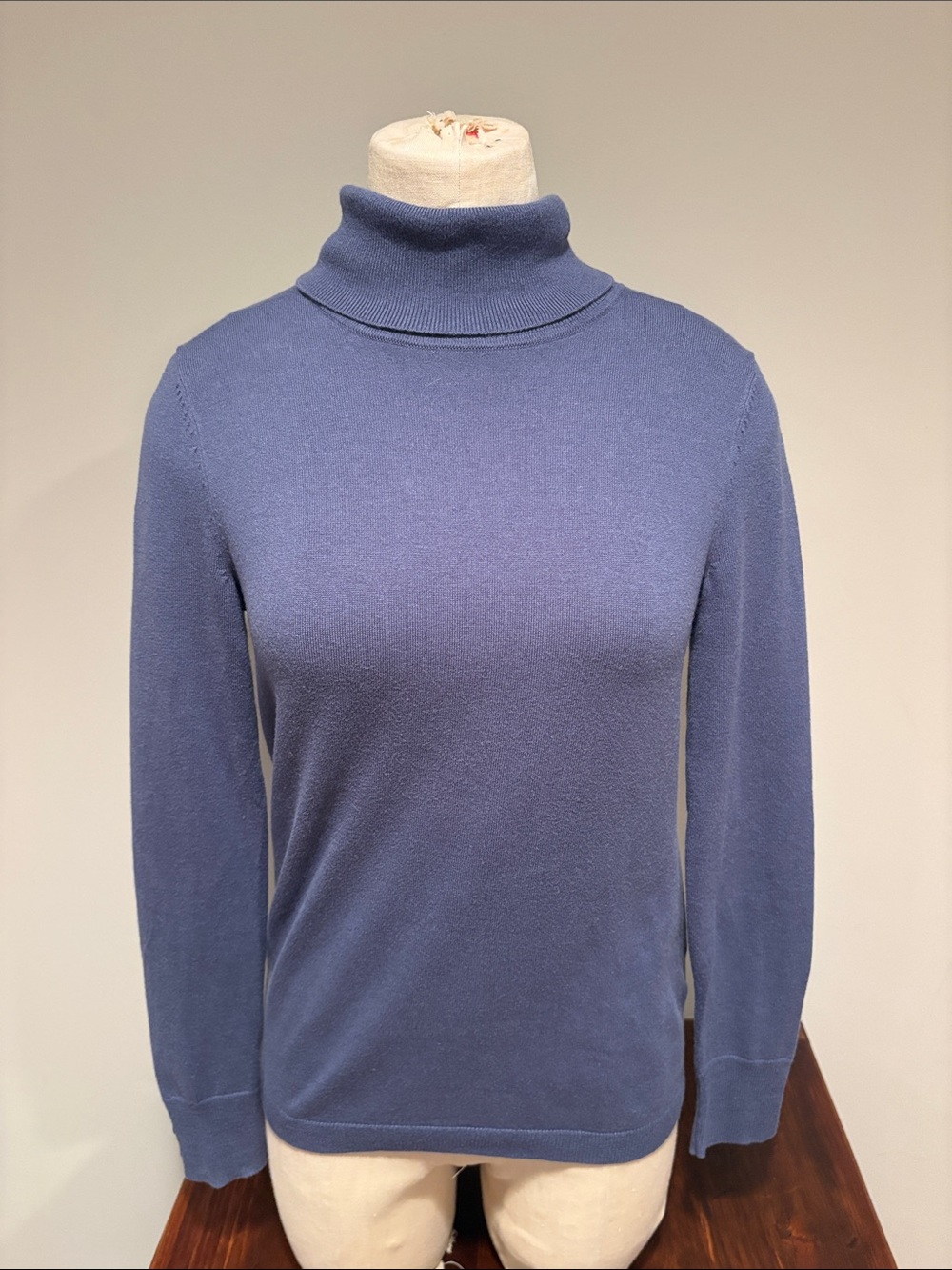 TALBOTS PERFECT TURTLENECK SIZE P